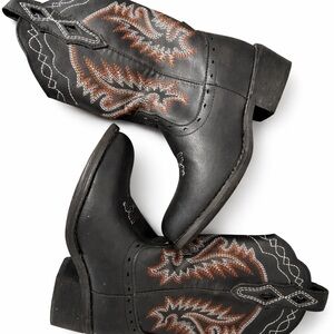 Kids Black and Brown Western Boots size 11